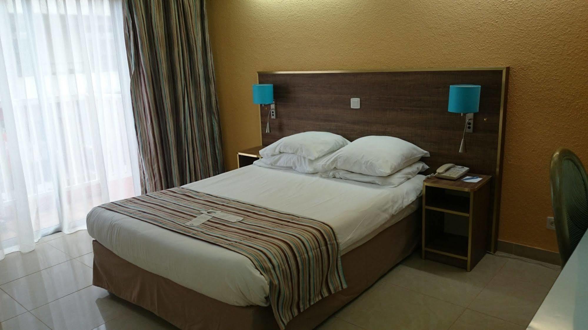 Hôtel Amazonia Cayenne Centre Caiena Exterior foto